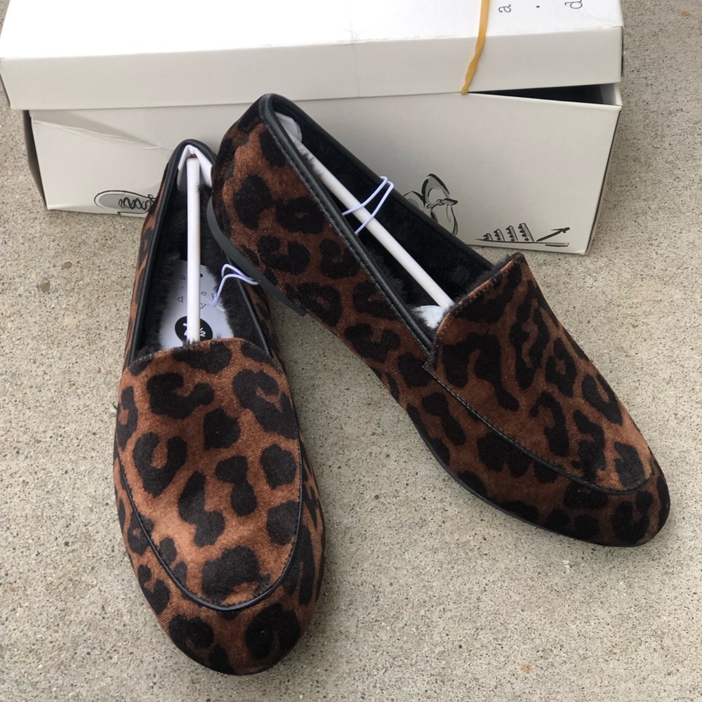 Leopard Print Velvet Loafers